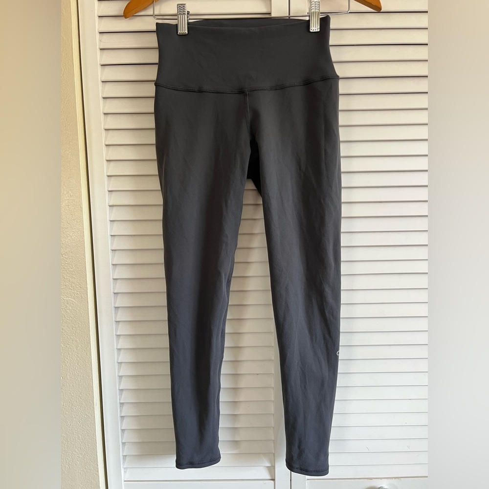 ALO Yoga High-Rise Charcoal Gray Leggings - Picture 3 of 8